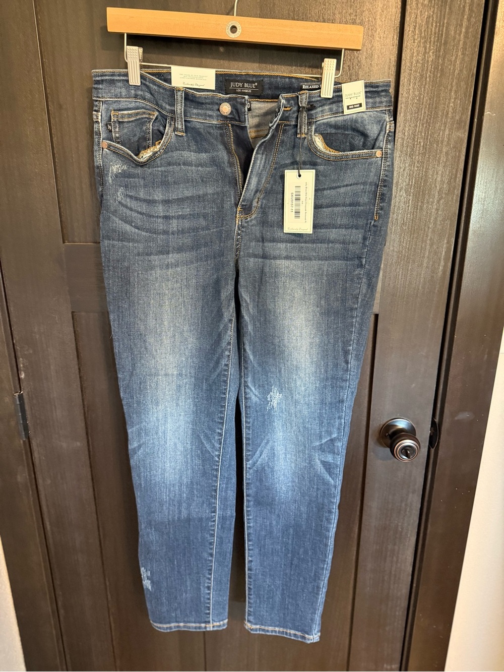 NWT Judy Blue Mid Rise Relaxed Fit Cropped Jeans 11/30 Distressed Stretch Denim